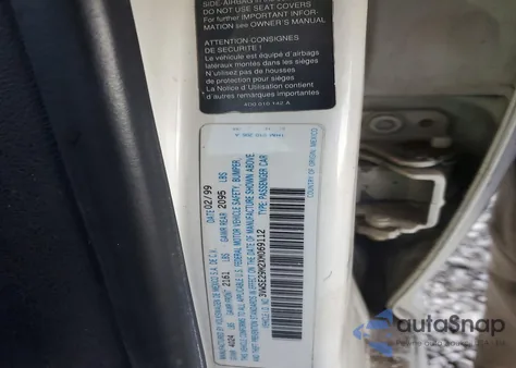 1999 Volkswagen Jetta Gls z USA, uszkodzony, nr VIN 3VWSE29M2XM069112